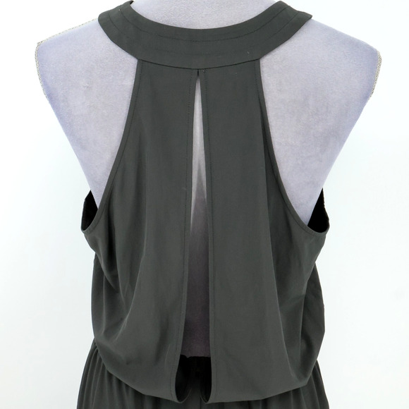 Athleta Jumpsuit Womens 10 Gray Crop Ankle Elastic Tie Waist Snaps Open Back - Picture 9 of 16